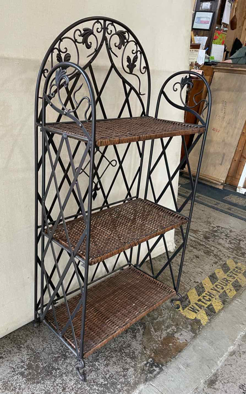 Shelf