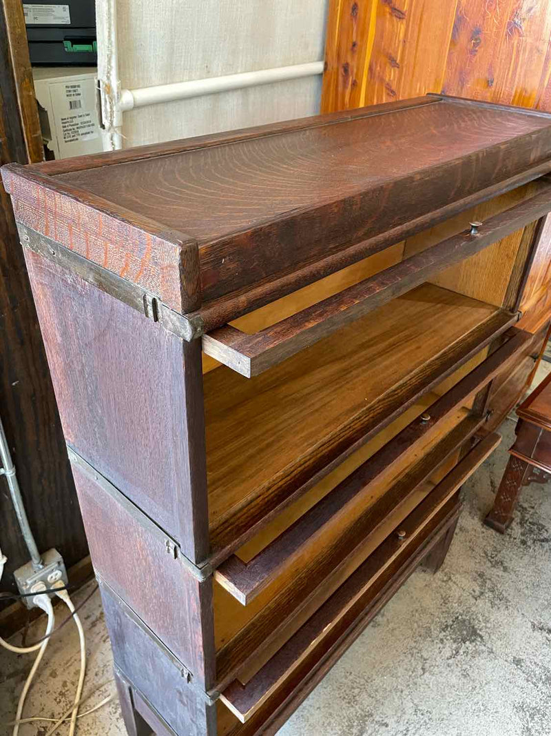Bookshelf