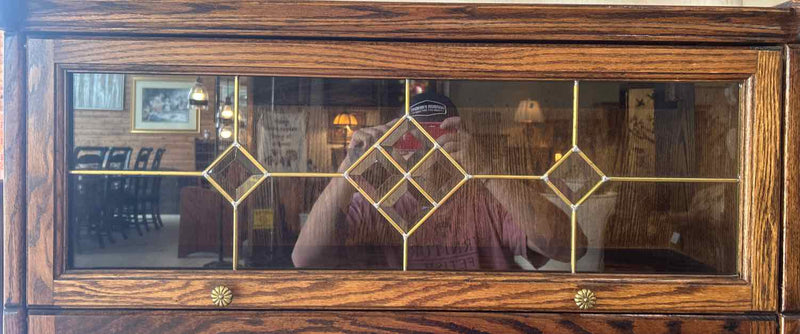 Bookshelf