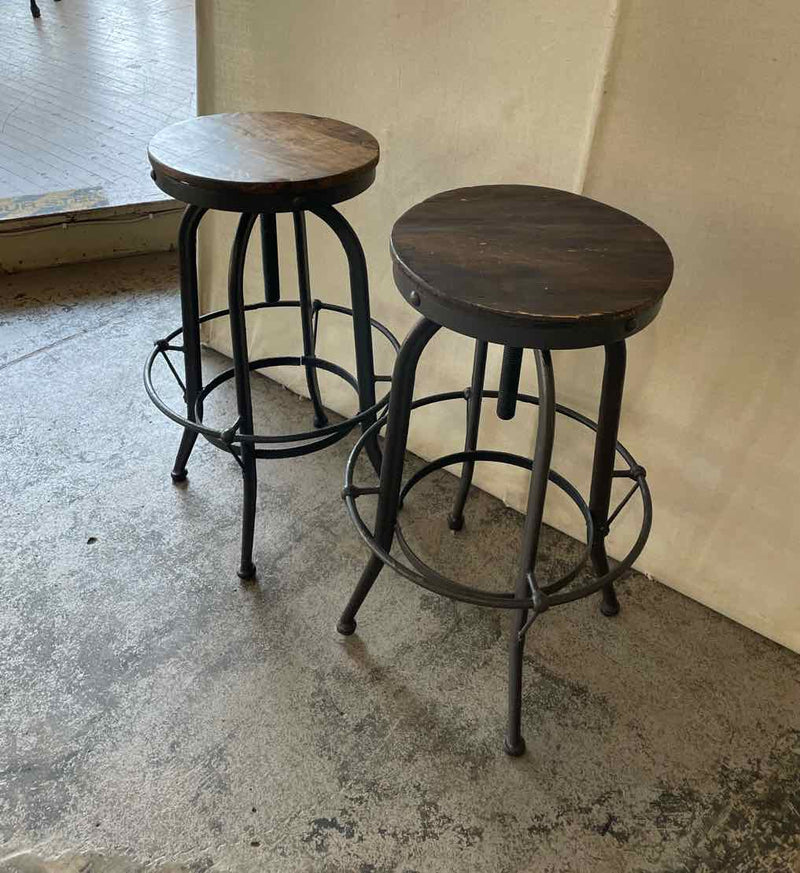 Barstool