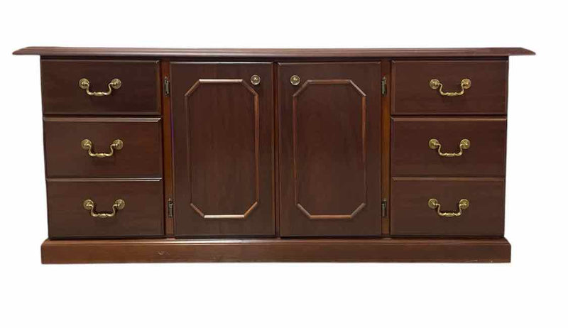 Credenza