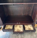 Armoire