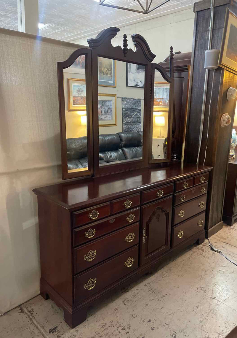 Dresser