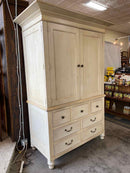Armoire