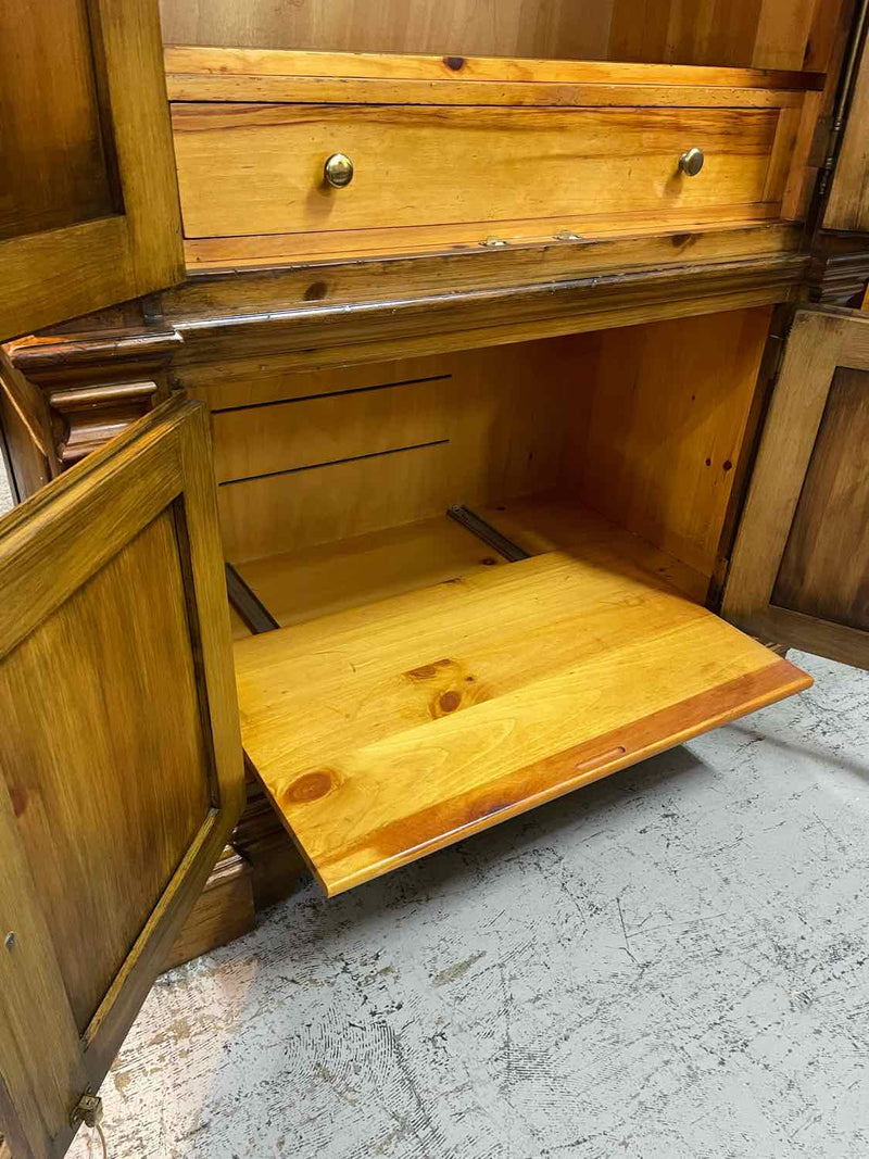 Armoire