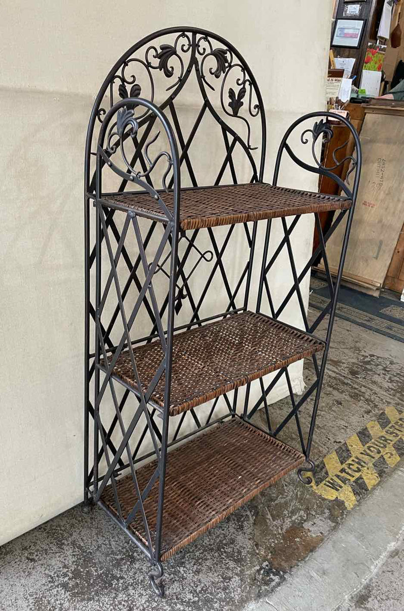 Shelf