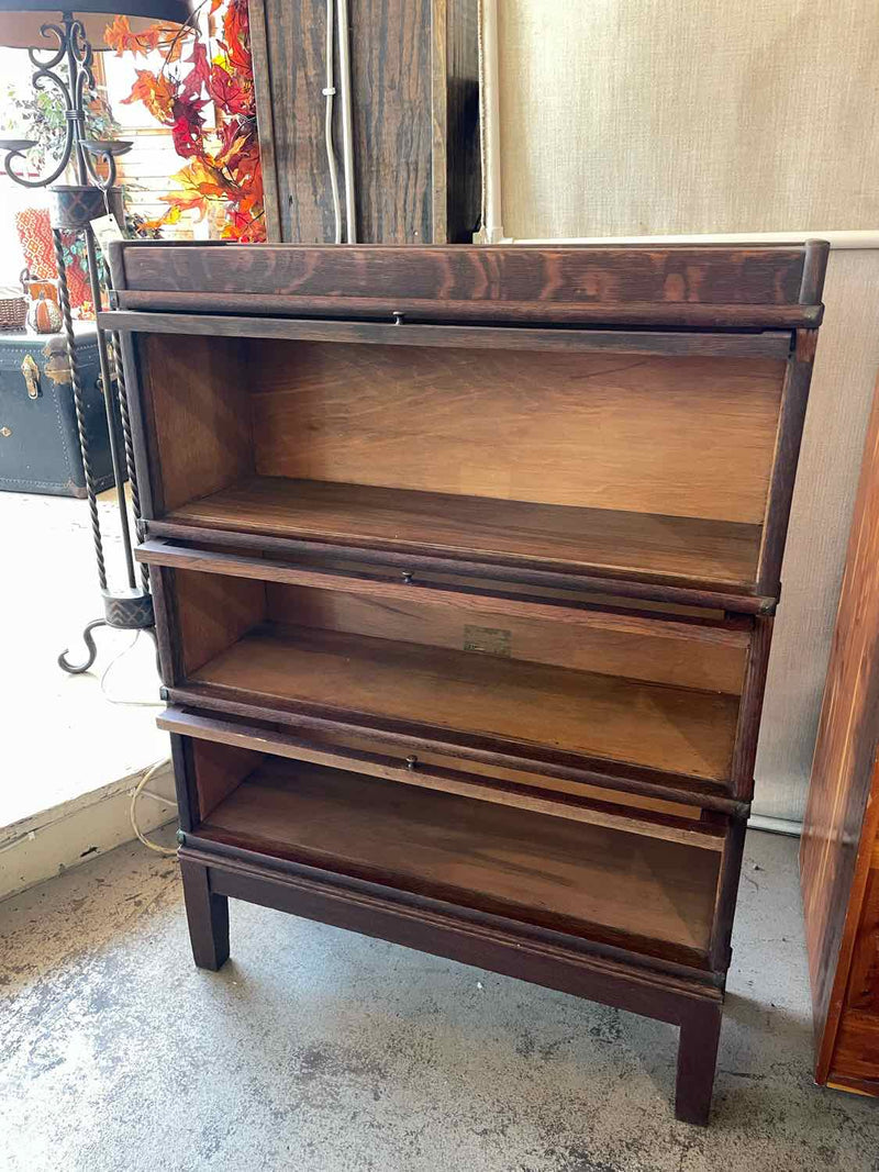 Bookshelf