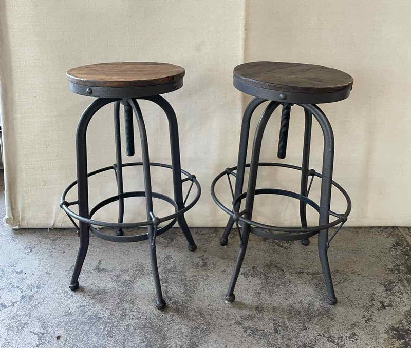 Barstool