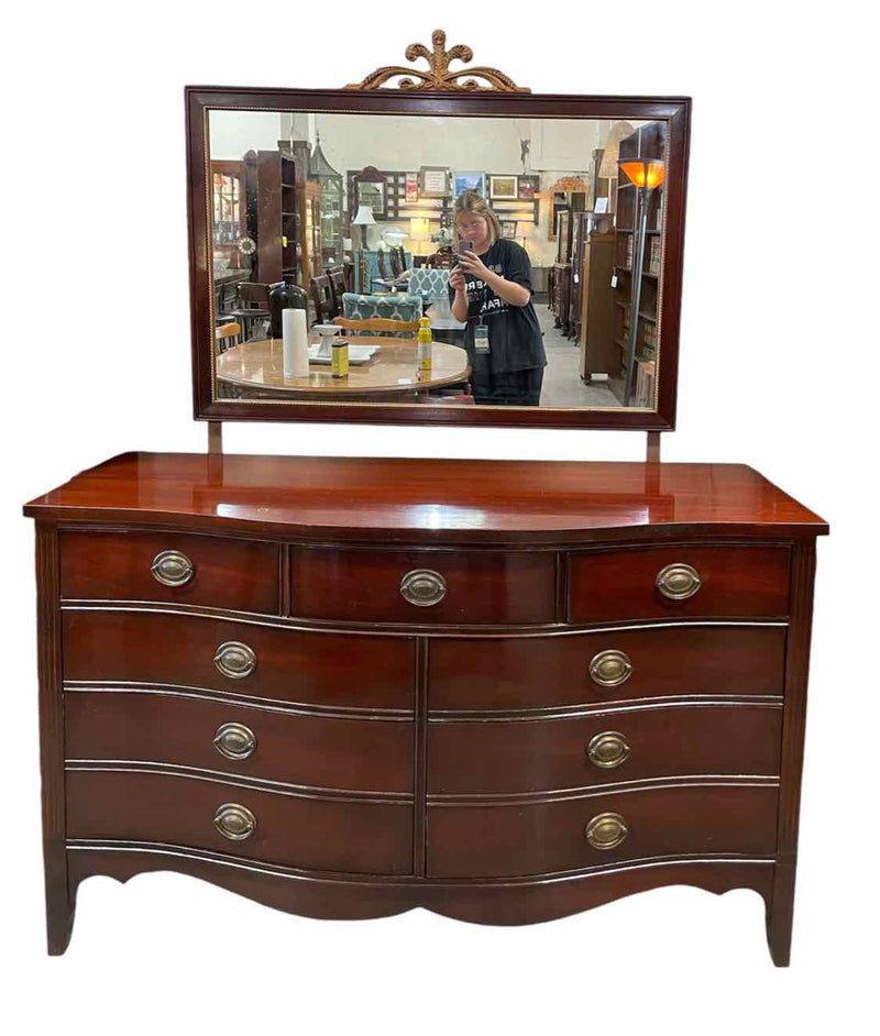 Dresser