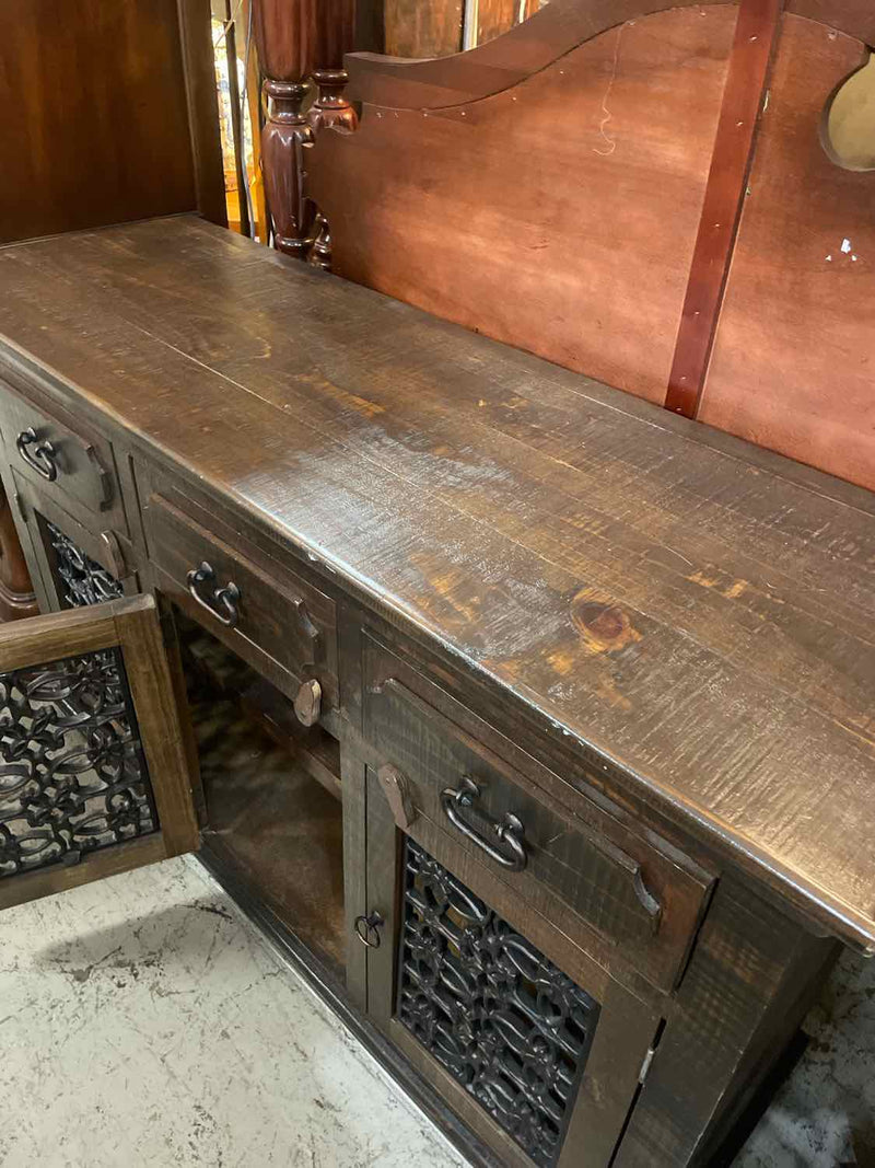 Buffet / Sideboard