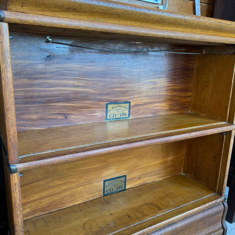 Bookshelf