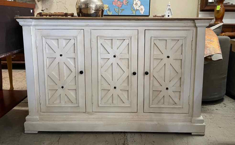 Buffet / Sideboard