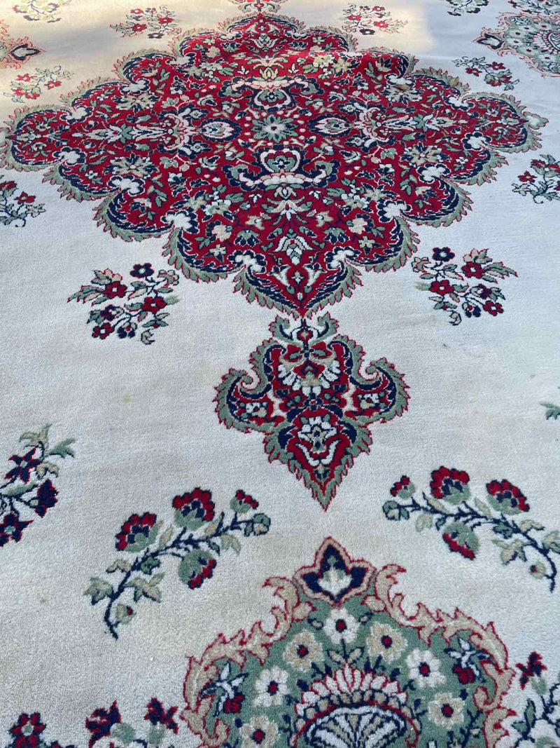 Rug