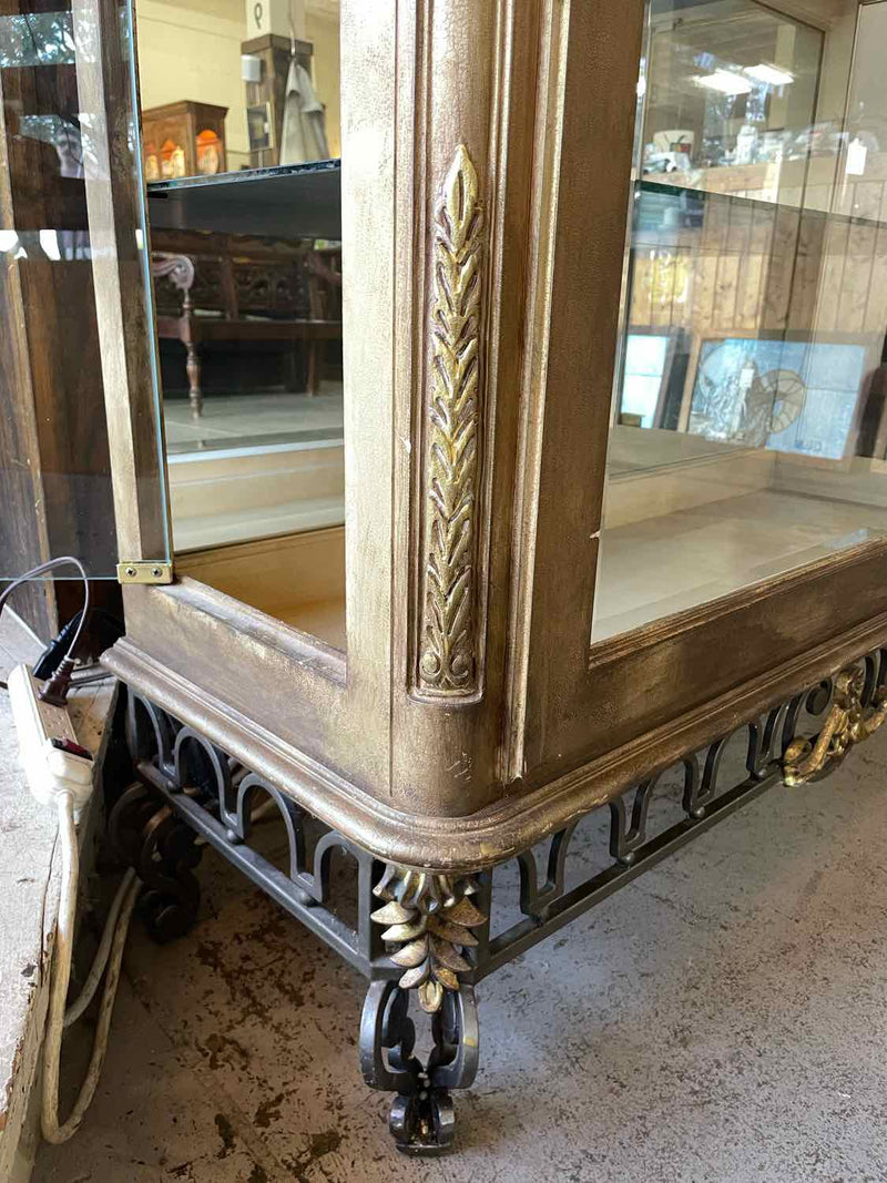 Curio
