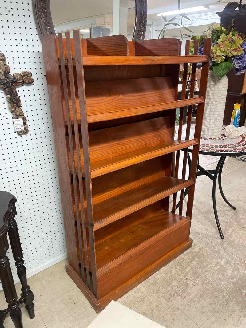 Bookshelf
