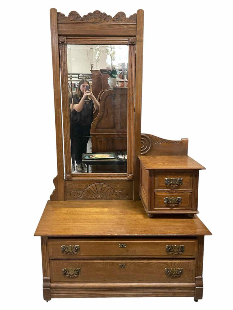 Dresser